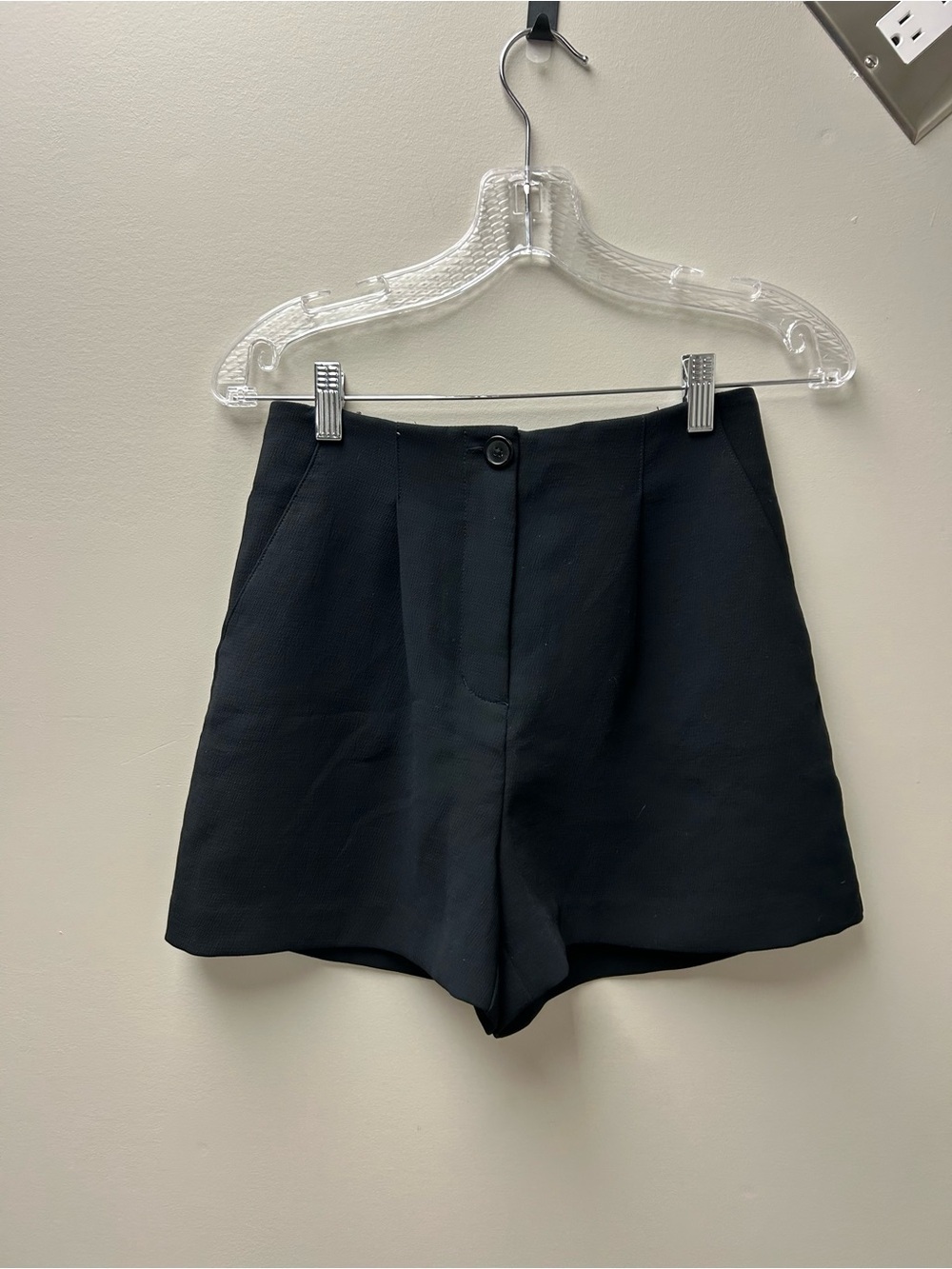 Wilfred Women’s Black Effortless Shorts